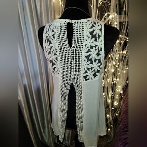 💠THE DETAIL IS IN THE BACK!